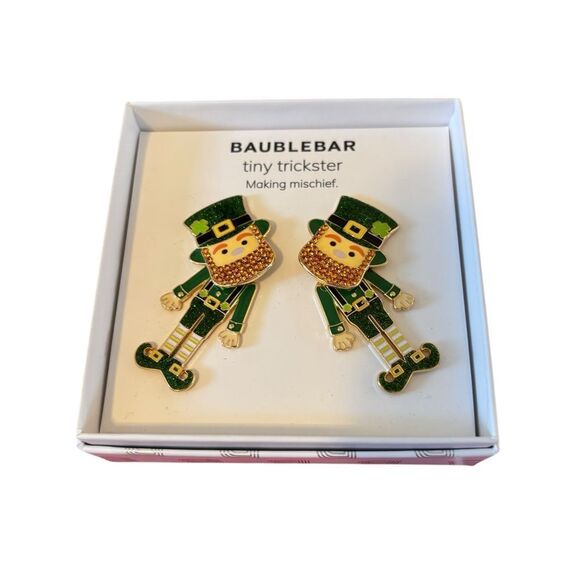 Adorable BaubleBar Tiny Trickster Pave Crystal Leprechaun Earrings. - Picture 5 of 8